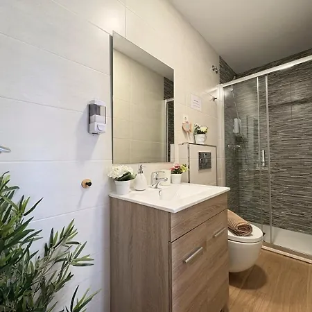 Duplex Huelin Ii & Appartement