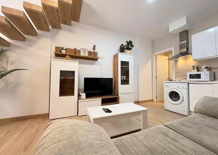 Duplex Huelin Ii & * مالقة